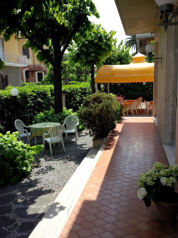 Hotel Giulia Marina di Massa Luaran gambar