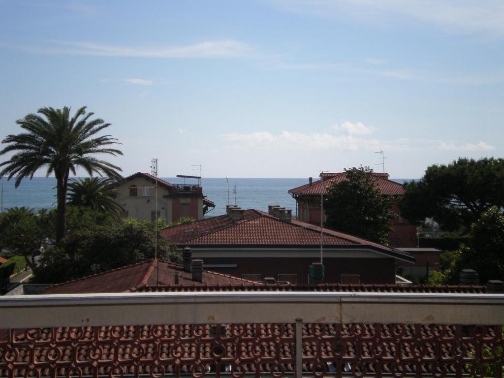 Hotel Giulia Marina di Massa Luaran gambar
