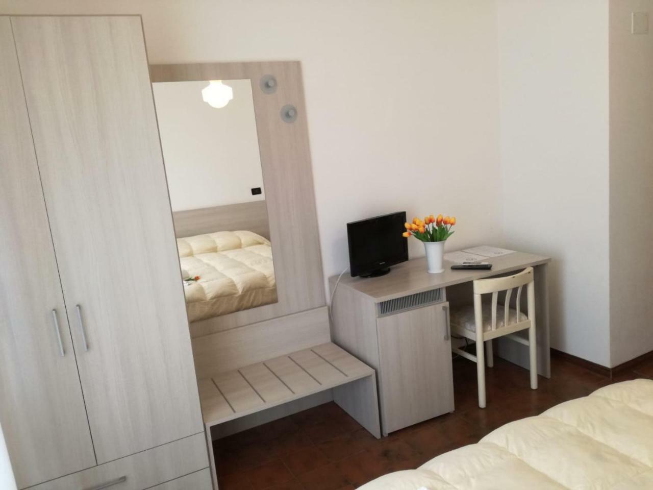 Hotel Giulia Marina di Massa Luaran gambar